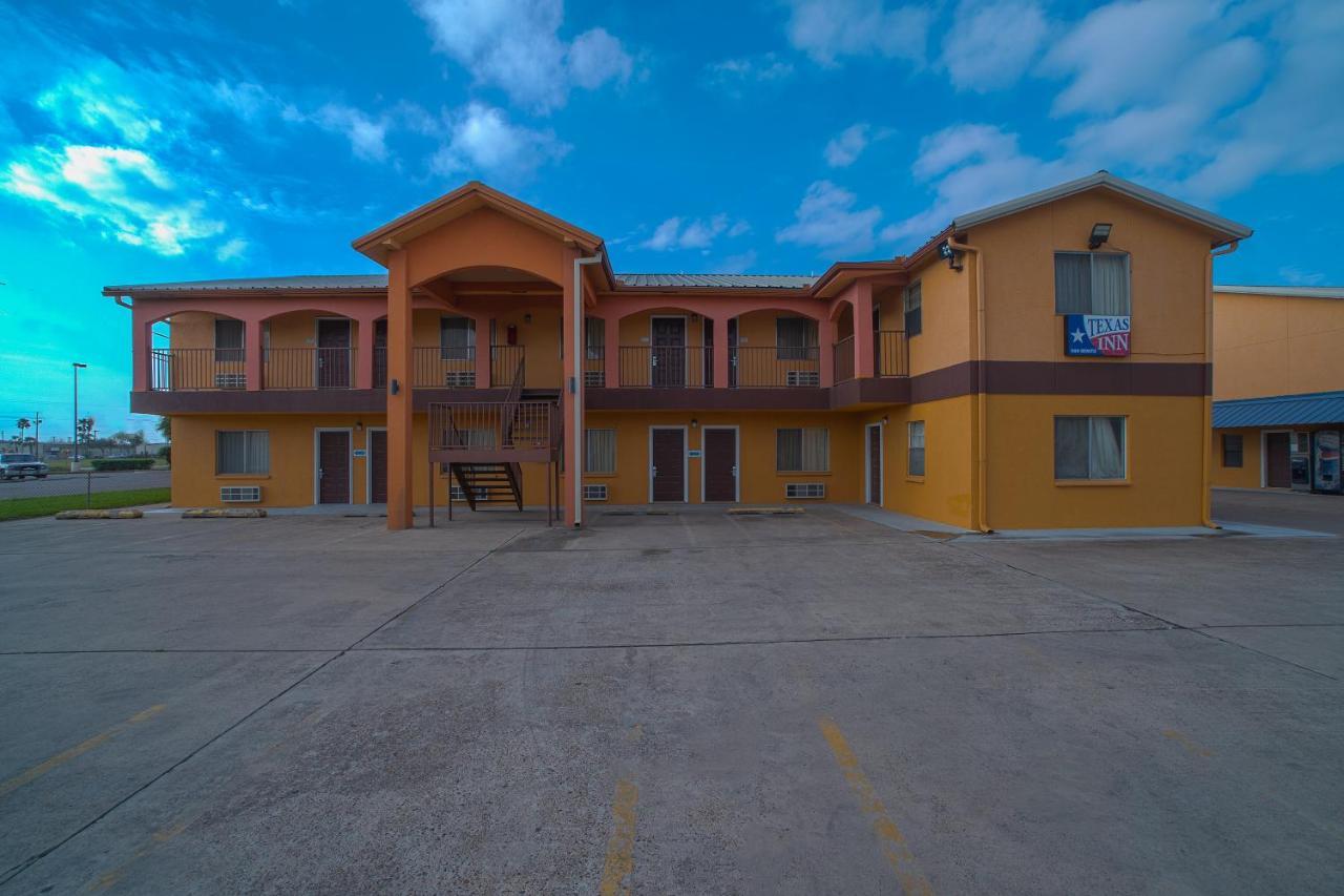 Texas Near Harlingen Hotel *